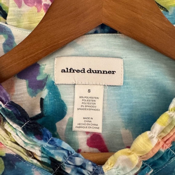 Women’s Alfred Dunner multicolored watercolor floral print 3/4 sleeve top Small - Picture 3 of 3
